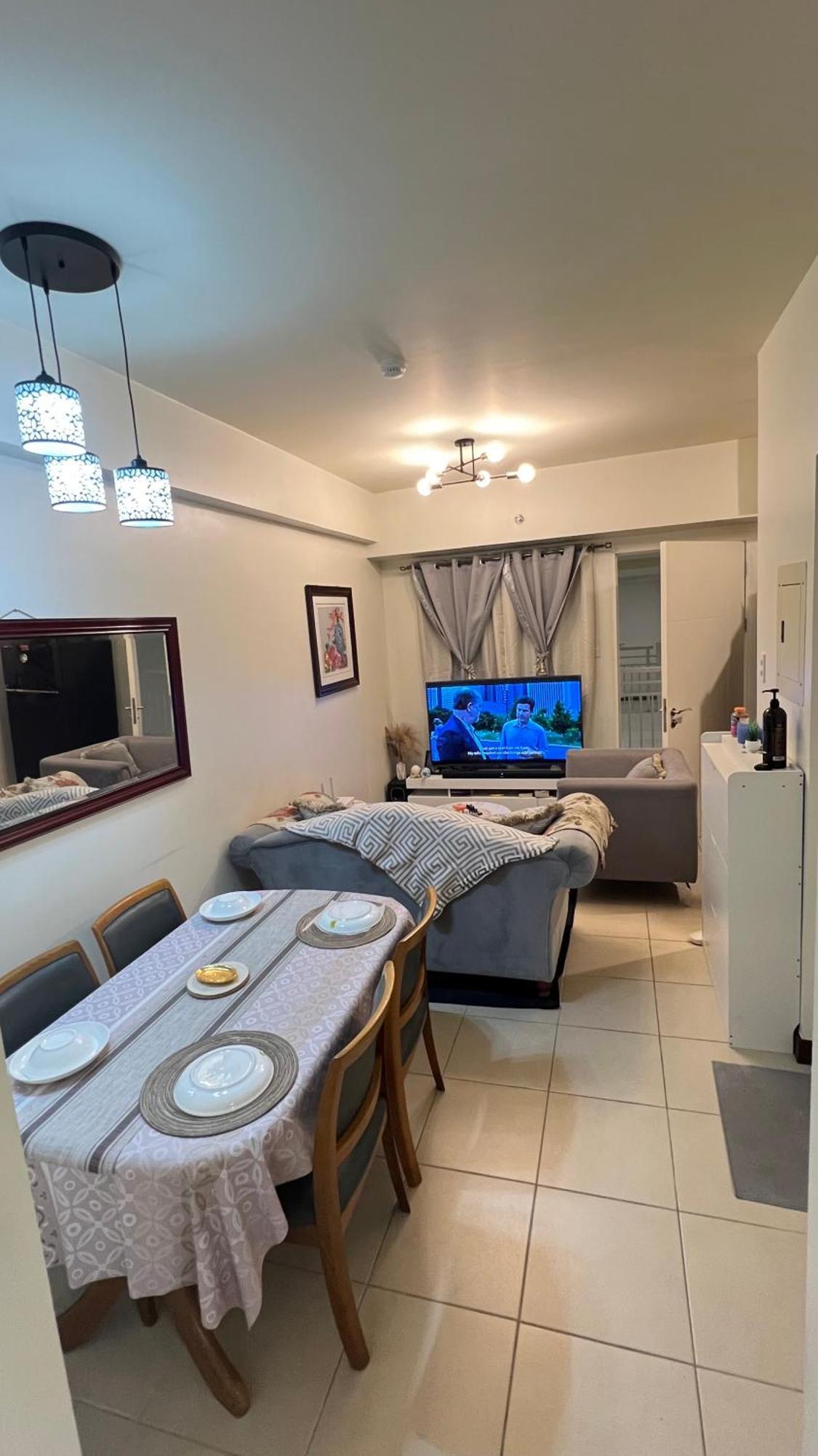 Brixton Place, Weston Tower Manila Luaran gambar