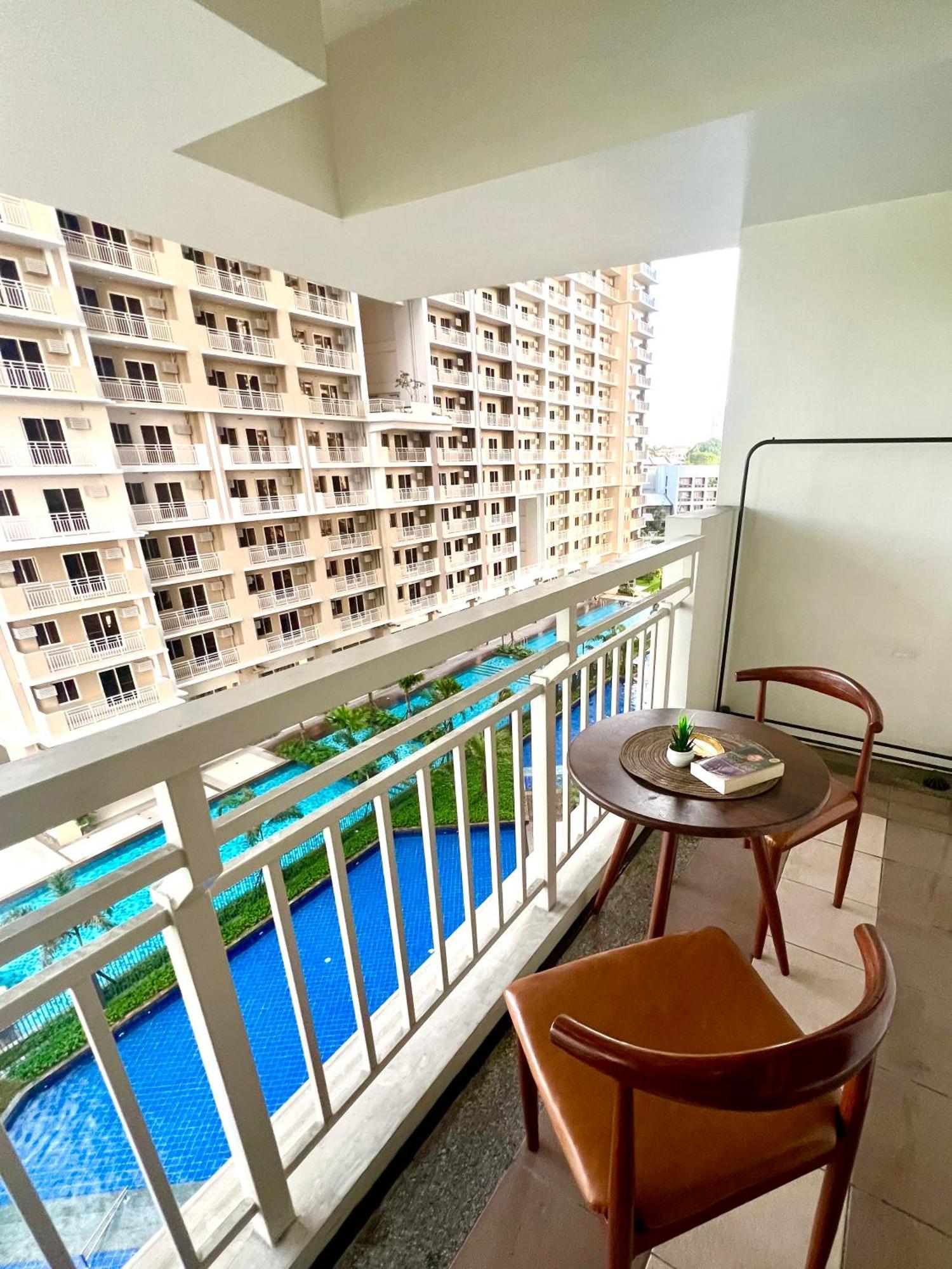 Brixton Place, Weston Tower Manila Luaran gambar